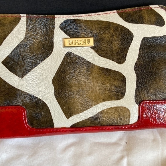𝅺miche Sarah Shell for Petite Bag, Giraffe Print - Picture 4 of 7
